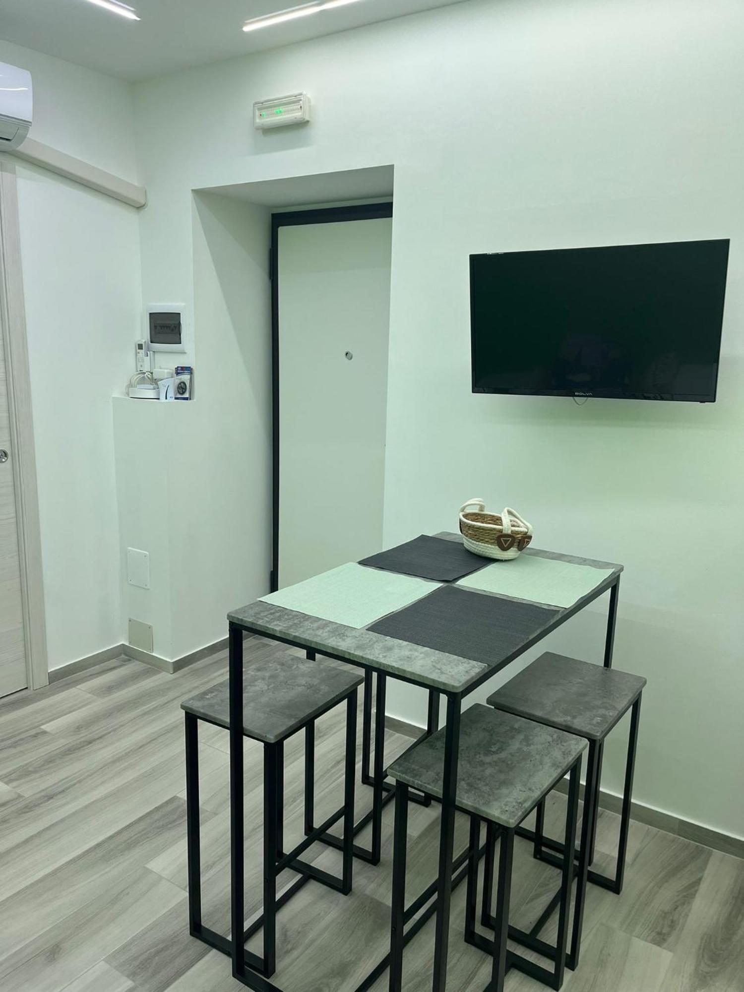 La Maddalena House Apartment คาตาเนีย ภายนอก รูปภาพ